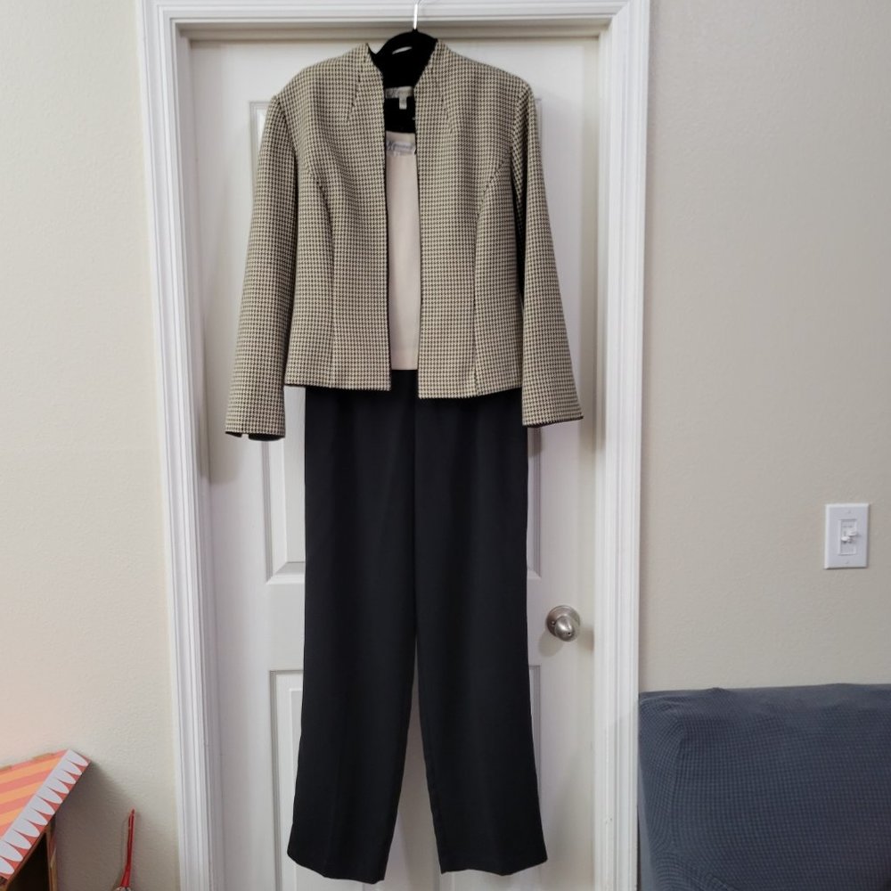 Dress Barn 3pc set - size 12 - pants, shirt, jacket